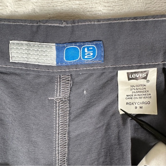 Levis Cargo Pants Women Size 9 M Gray L2 Roxy Cargo VTG Bootcut W32 x L31 - Picture 4 of 11